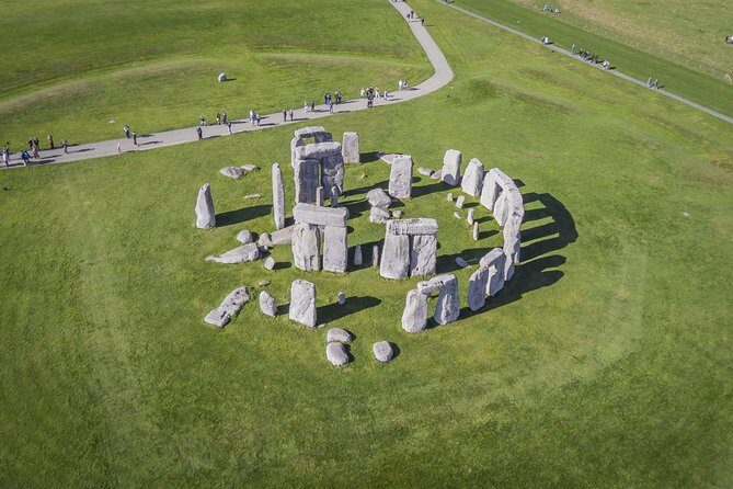 Stonehenge Half-Day Tour from London with Admission & Snack Pack - Authentic Experiences and Notable Highlights