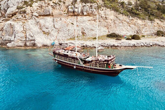 Sun & Sea 6 Hour All Inclusive Swimming Cruise with Greek BBQ & Unlimited Drinks - Who Will Love This Cruise?