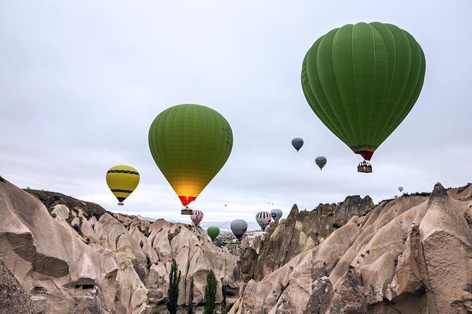Sunrise Hot Air Balloon Flight Over Göreme & Fairy Chimneys - Worth the Price? Analyzing Value and Expectations