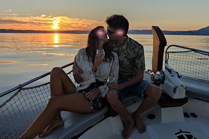 Sunset Boattrip + Tapa + Cava - FAQs About the Sunset Boattrip in Estepona