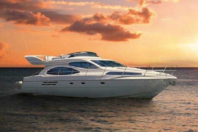 Sunset in a Private Motor Yacht - The Practical Details: Transportation, Timing, and Group Size