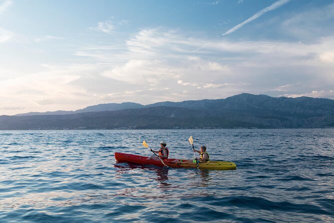 Sunset Kayaking - An Introduction to Sunset Kayaking on Brac Island