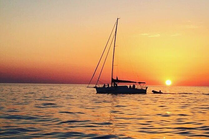 Sunset Sailing Tour on the Pakleni Islands - Price and Value