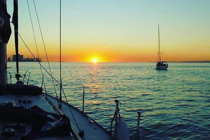 Sunset Sailing Tour On The Tagus River - FAQs