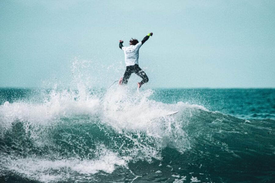 Surf class in Tenerife South - An In-Depth Look at Surf Lessons in Tenerife South