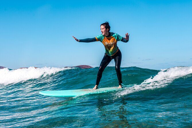 Surf Lesson for Beginners in Famara: Introduction in Surfing - Key Points