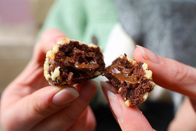 Sweet gastronomic tour to discover Bordeaux - Who Should Book This Tour?