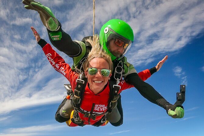 Tandem Skydiving Algarve from 15.000ft  5000m - An In-Depth Look at the Algarve Skydiving Experience
