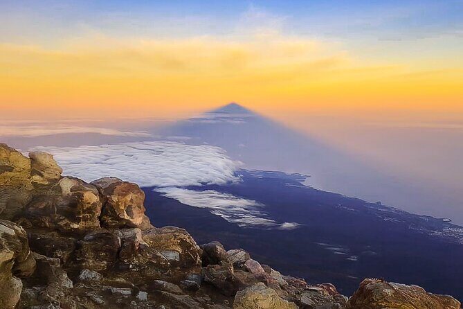 TEIDE NIGHT, Stargazing Bus Tour, Meal & Drinks included! - In The Sum Up