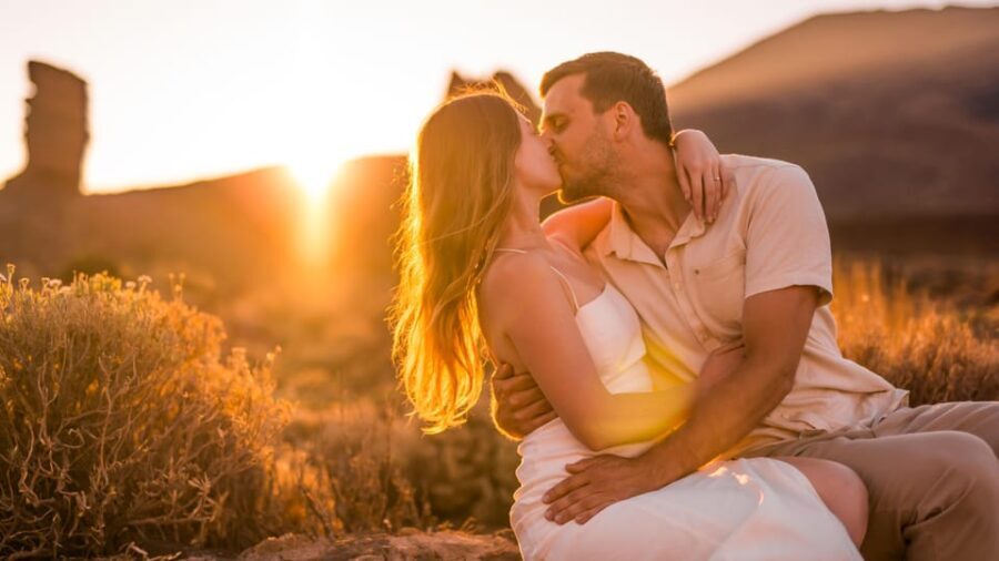 Tenerife: Photography Sessions - Families, Couples, Friends - Who Should Book This Experience?