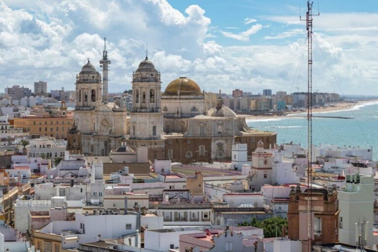 The Best of Cadiz - Private Walking Tour - Exploring Cádiz’s Landmarks and Hidden Corners