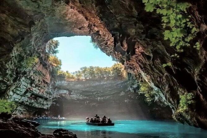 The Caves ....Drogarati Cave and Melissani Lake - Final Thoughts