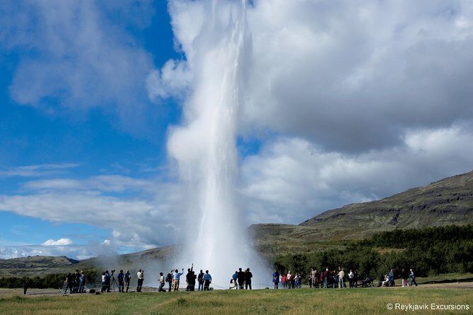 The Golden Circle Guided Bus Tour from Reykjavik - Who Is This Tour Best For?