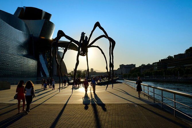 The magic of the Guggenheim museum - 2 hours with VIP tickets - Final Thoughts: Is It Worth It?
