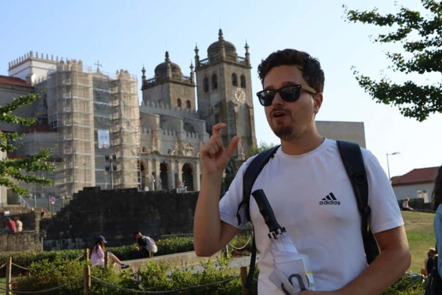The Soul of Porto: Walking Tour with Food and Wine Tasting - The Practicalities and Value