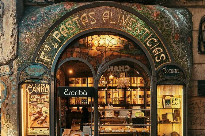 The Ultimate Old Town Tour in Barcelona - A Deep Dive into the Experience