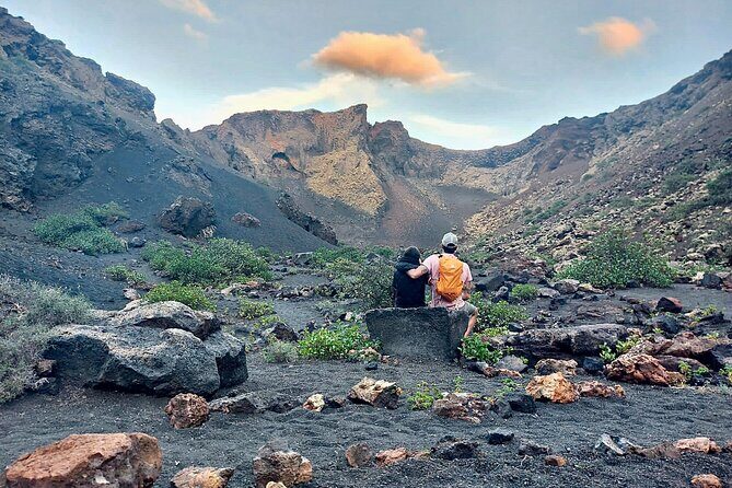 Timanfaya National Park Trekking with a Typical Canarian Snack - Highlights of the Experience