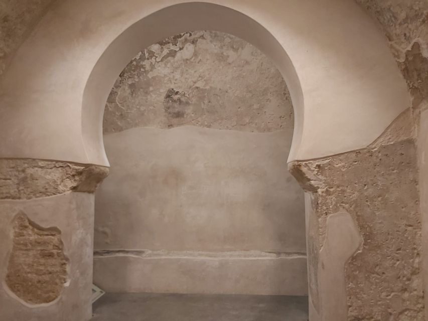 Toledo: Ancient Underground City Tour in Spanish - The Underground Side of Toledo: What to Expect
