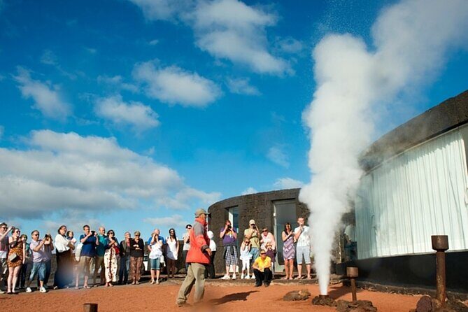 Tour Lanzarote South with Winery Visit - Itinerary Breakdown