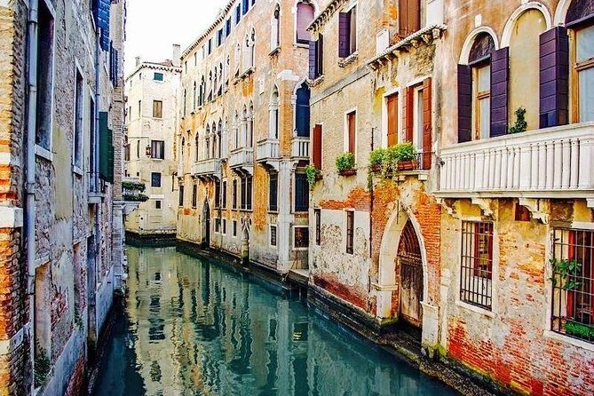 Tour of The Real Hidden Venice - A Deep Dive into the Venice Experience