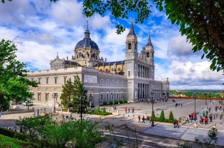 Tour: The History of Madrid: (Mayrit) 865 - 2025 - Who Should Take This Tour?