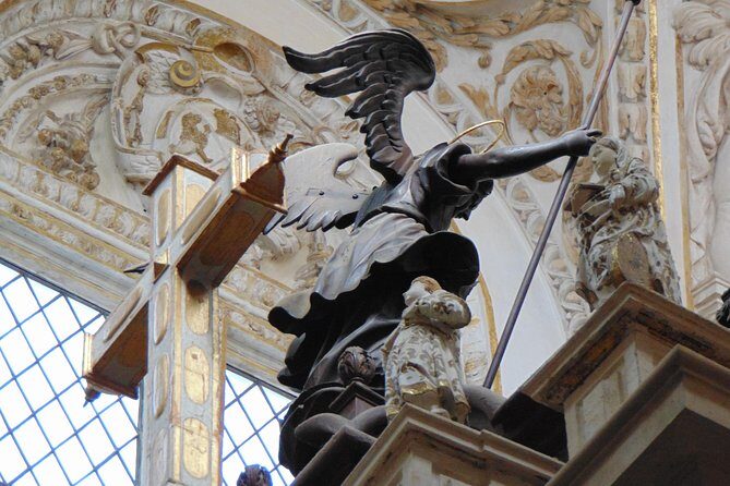Tour to the Mosque-Cathedral of Córdoba with admission included - Who Will Benefit Most?