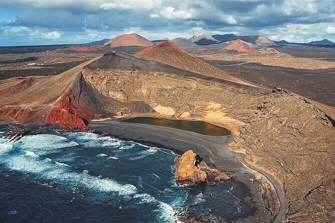 Tour to Timanfaya, La Geria and La Laguna Verde - Why This Tour Offers Good Value