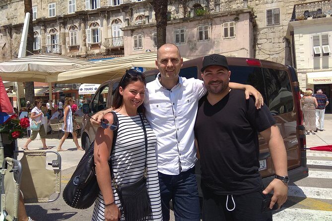 Transfer from Dubrovnik airport to Dubrovnik city - The Logistics: Booking, Meeting Point, and Flexibility