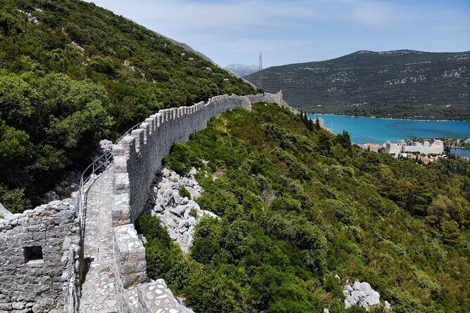 Transfer Split to Dubrovnik with Sightseeing in Ston Town - The Sum Up