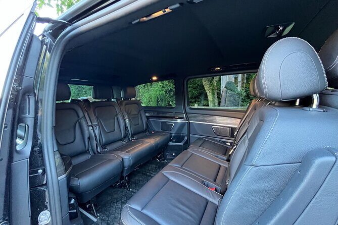 Transport and transfers in electric VAN Bordeaux and Surroundings - An In-Depth Look at the Experience