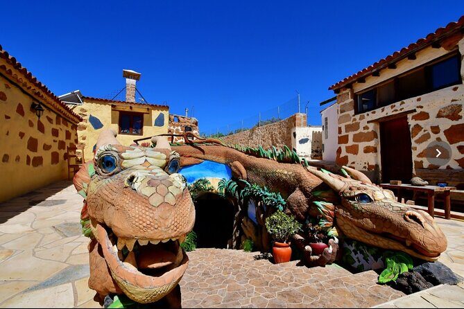 Travel in Time at El Pasaje Secreto - The Experience in Detail: From Start to Finish