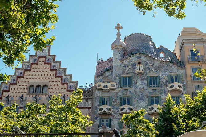 Treasures of Barcelona: Private Gaudi Walking Tour - A Deep Dive into the Treasures of Barcelona: Private Gaudí Walking Tour