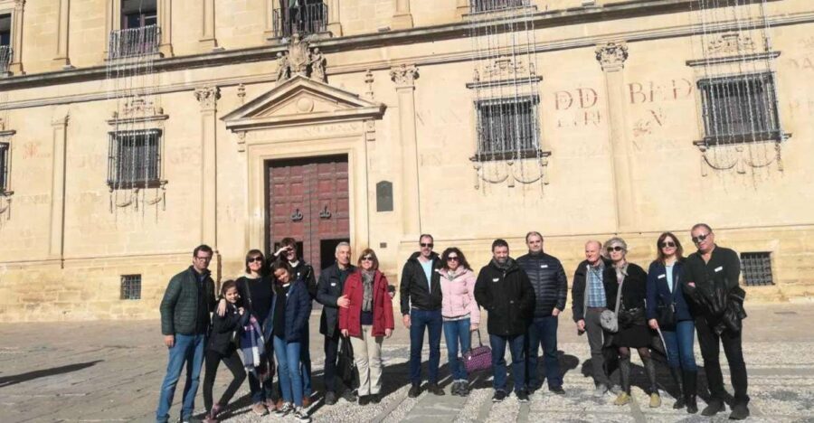 Úbeda: Historic Walking Tour in English/French - Who Should Consider This Tour?