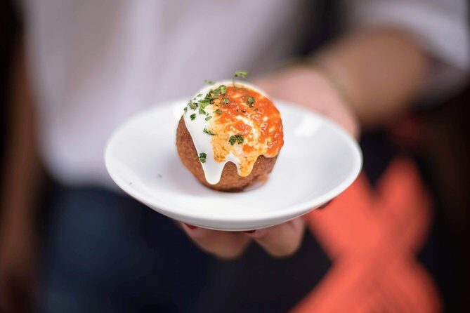 Ultimate Barcelona Food Tour with visit to a Local Market - Why This Tour Works Well
