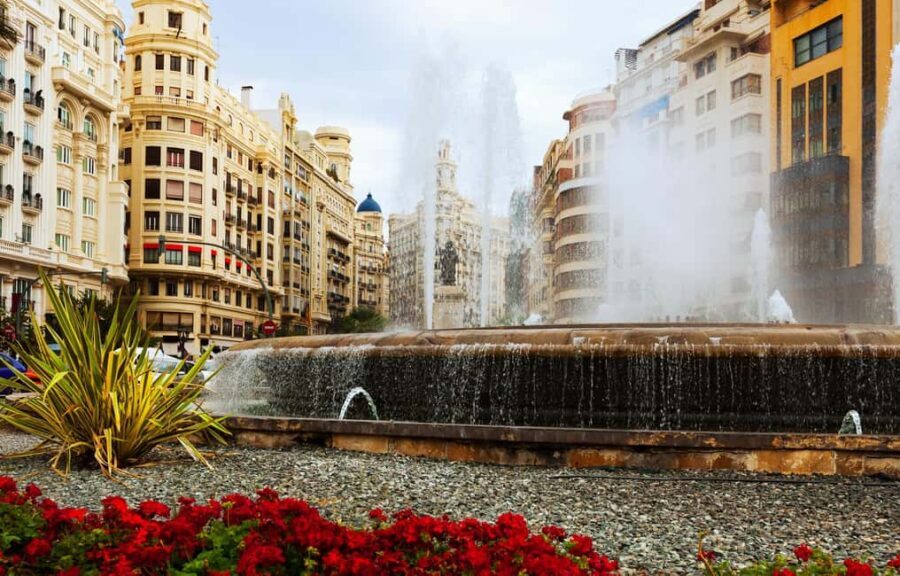 Valencia: 2-hour Best Intro Walking Tour with a Local - Exploring Valencia in a Nutshell