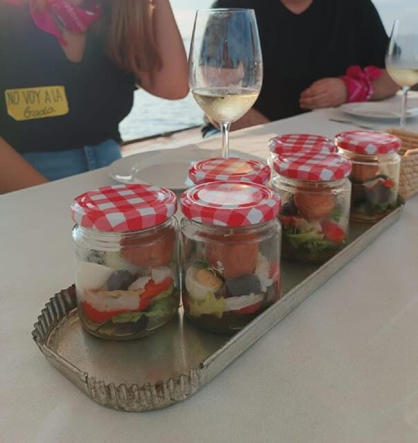 Valencia: Boat ride with tasting of Valencian vermouths - The Practicalities