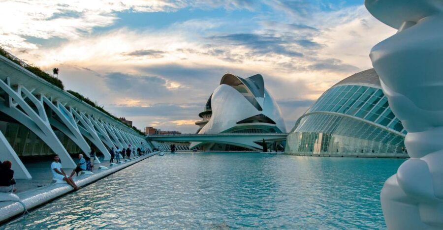 Valencia: Capture the most Photogenic Spots with a Local - Why This Tour Offers Great Value