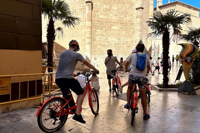 Valencia City Highlights in Guided Bike or E-Bike Tour - The Sum Up