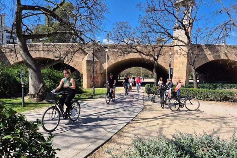 Valencia Electric Bike Tour: Self-Guided Half-Day Experience - Itinerary Breakdown