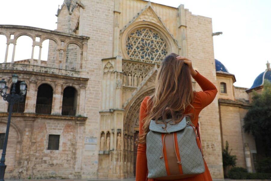Valencia Highlights Half-Day Private Tour with Local Tasting - Exploring Valencia’s Historic Heart
