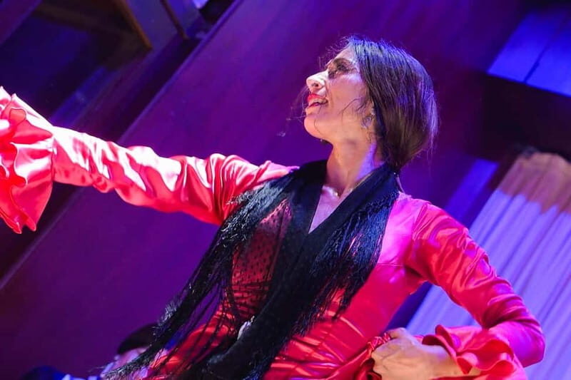 Valencia: La Linterna Flamenco Show - An In-Depth Look at Valencias La Linterna Flamenco Show