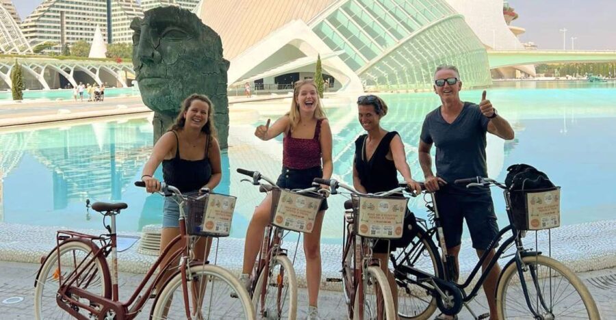 Valencia: Private City Tour on Bike,E-Bike&E-Scooter - What to Expect During the Tour