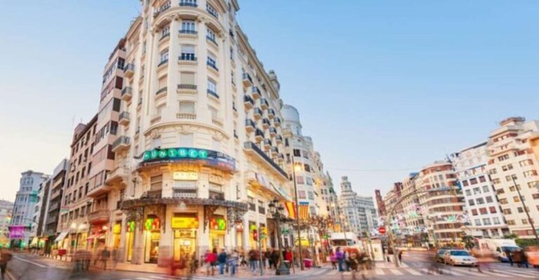 Valencia: Private custom tour with a local guide - Authenticity and Expert Guidance