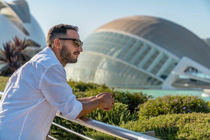 Valencia Professional Photoshoot at City of Arts & Sciences - Who Would Love This?