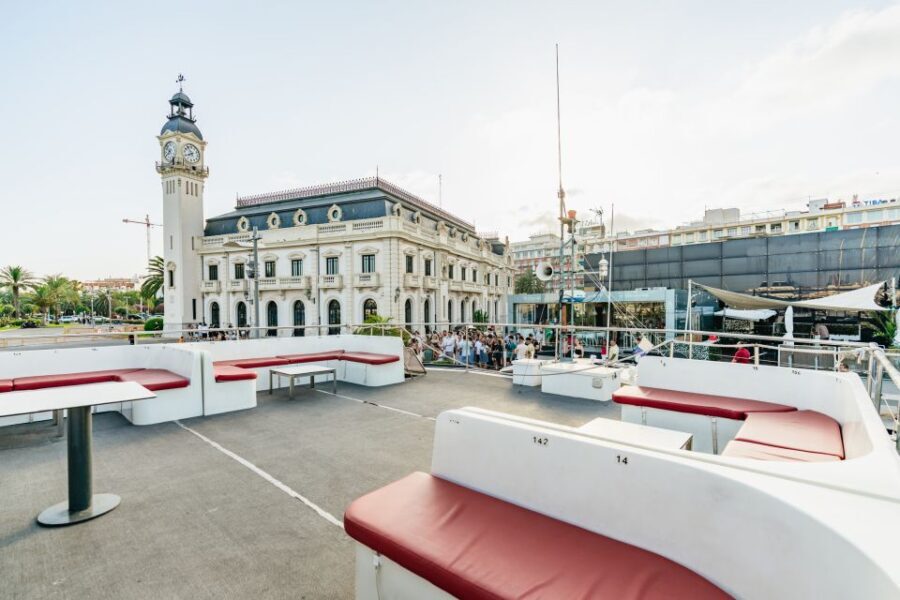 Valencia: Sunset or Daytime Catamaran Cruise with Drink - The Sum Up