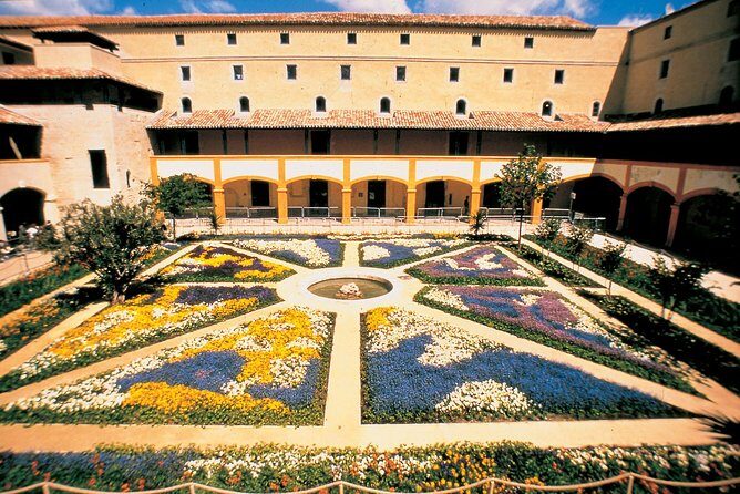 Van Gogh & Carrières de Lumières Half-Day Tour from Avignon - Frequently Asked Questions