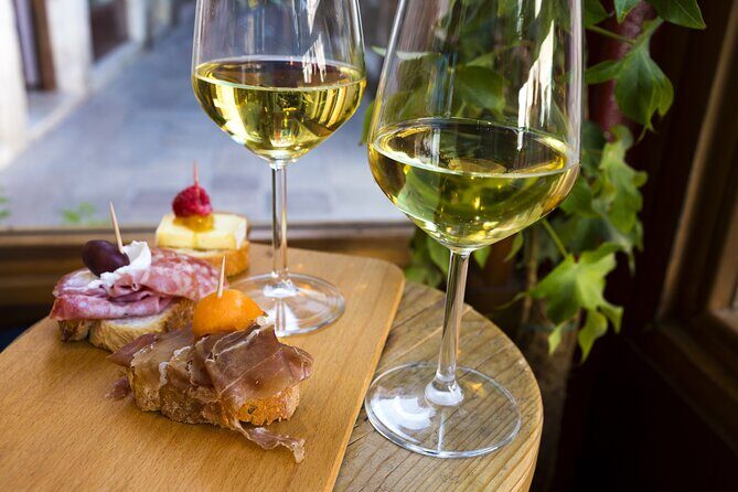Venice Bacaro Food Tour - Eat and Drink like a Venetian - A Deep Dive into the Venice Bacaro Food Tour