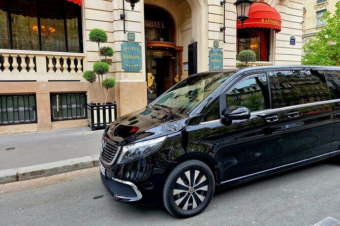 VERSAILLES CASTLE Round-Trip Transfer from Paris by Luxury Van - Breakdown of the Experience