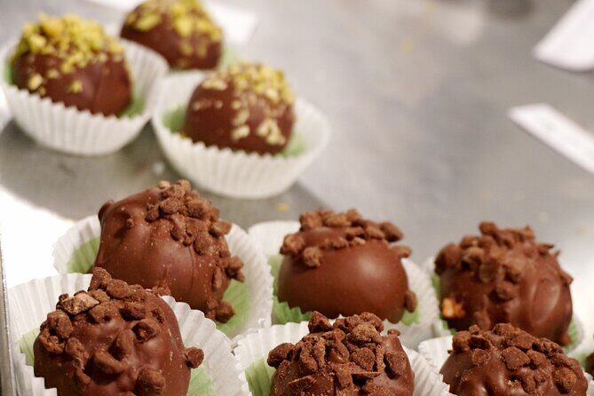 Vienna Dessert Tour: Homemade Cakes, Strudels & Hidden Caffes - Transportation and Logistics