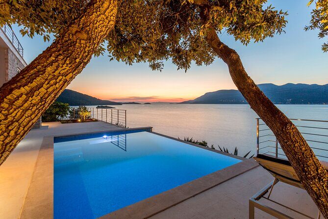 Villa Banac - Gallery Entrance - What Makes Villa Banac a Worthwhile Visit?